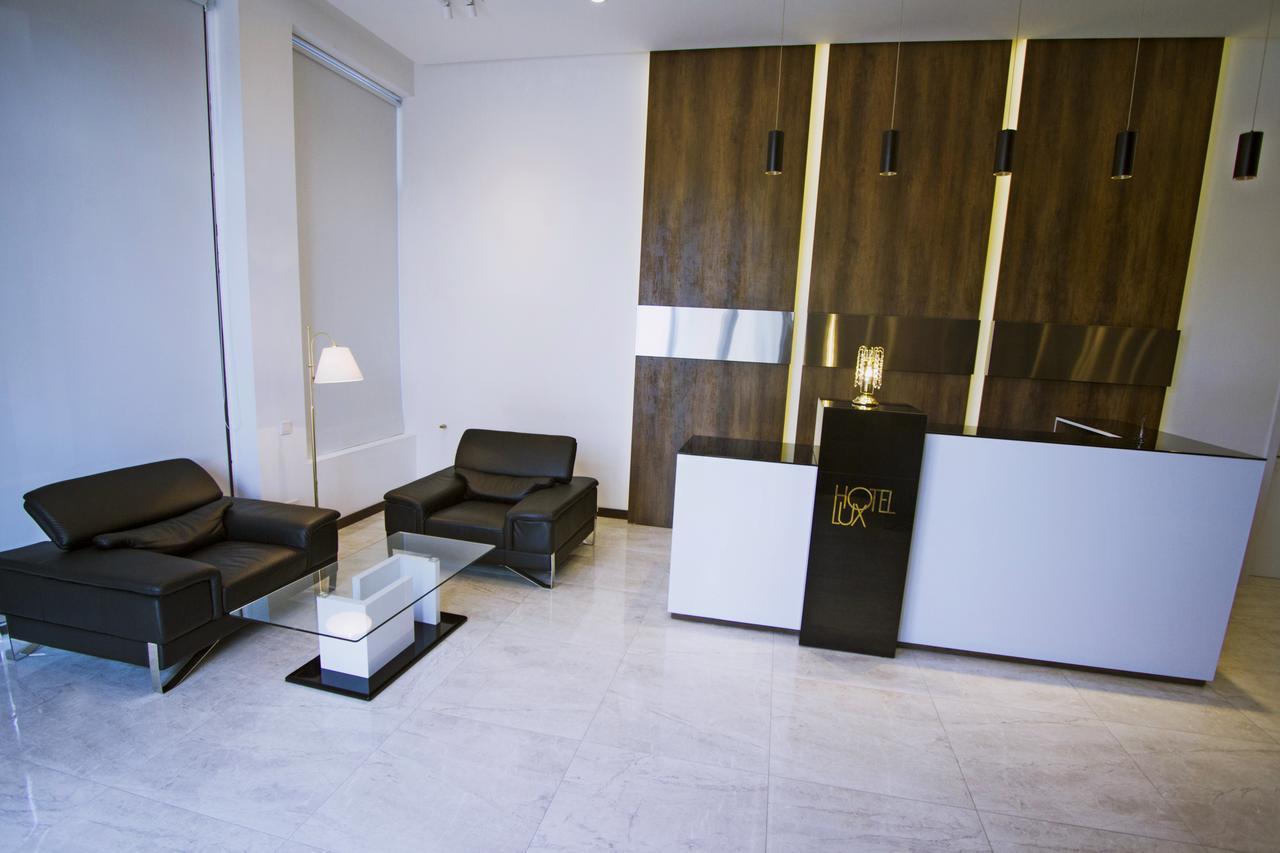 Hotel Lux Тбілісі Екстер'єр фото