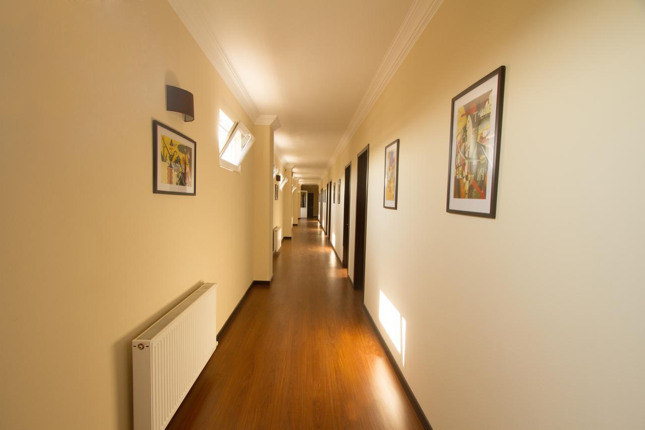 Hotel Lux Тбілісі Екстер'єр фото