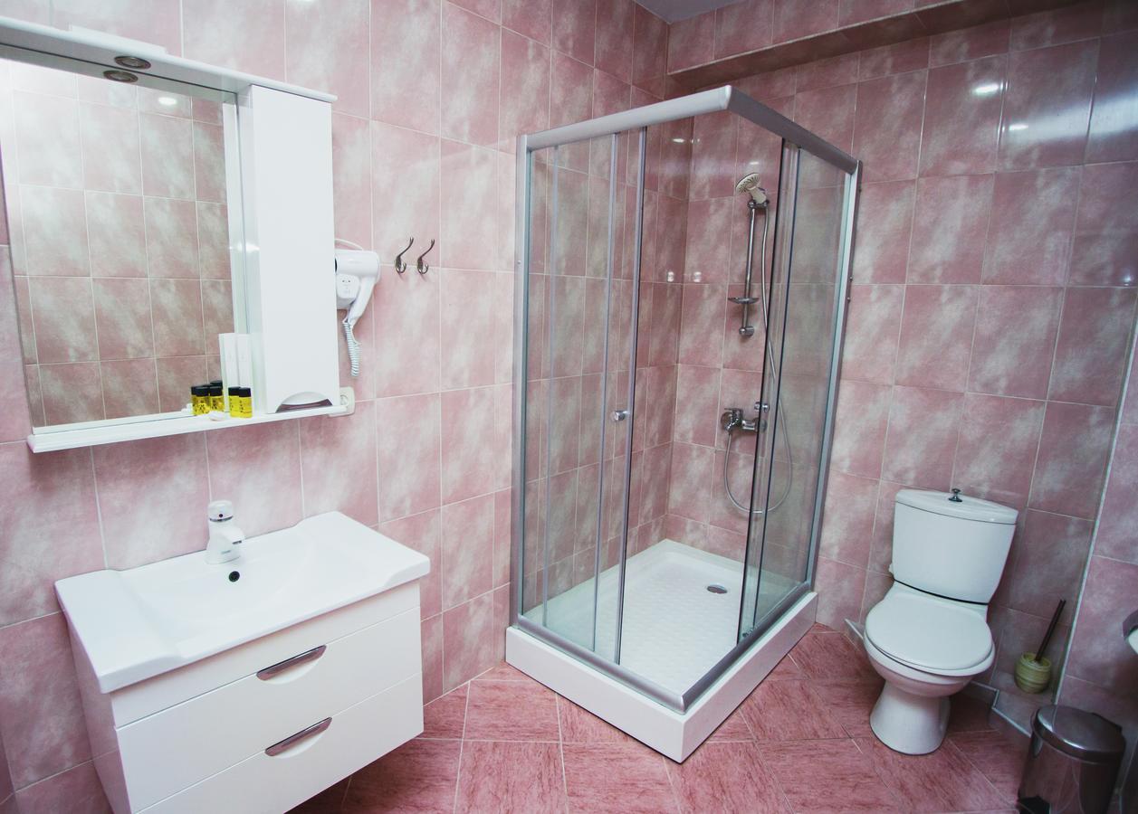 Hotel Lux Тбілісі Екстер'єр фото