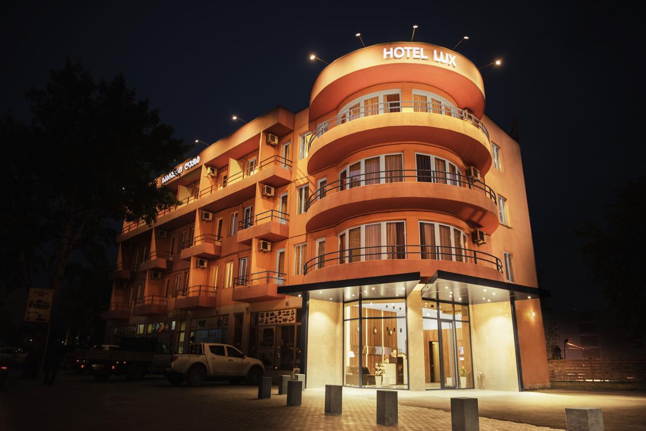 Hotel Lux Тбілісі Екстер'єр фото
